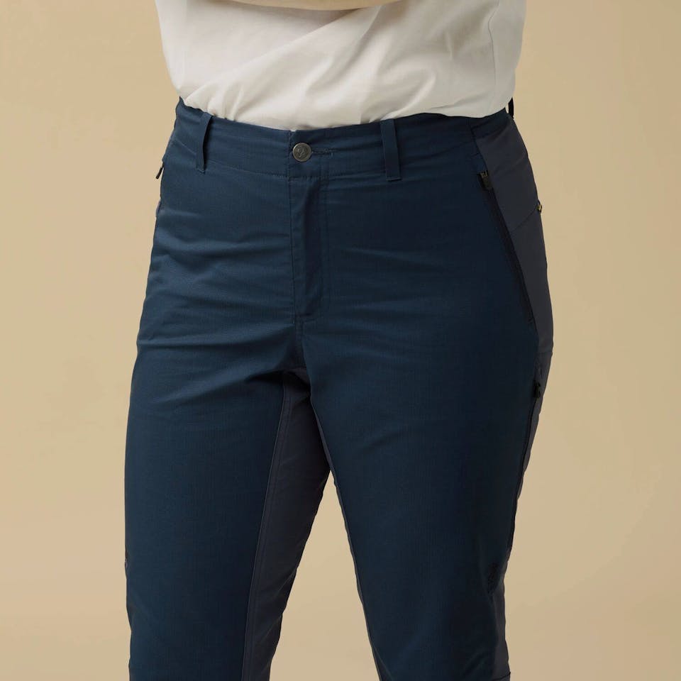 Fjällräven Women's Hoja Hybrid Trousers Black 08