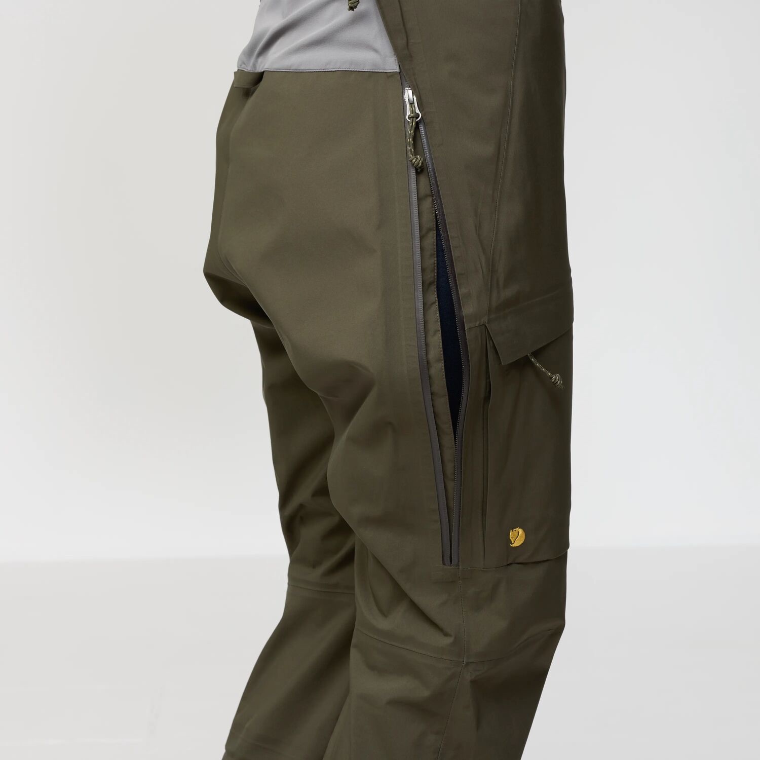Fjällräven Women's Bergtagen GTX Tour Trousers Black 09