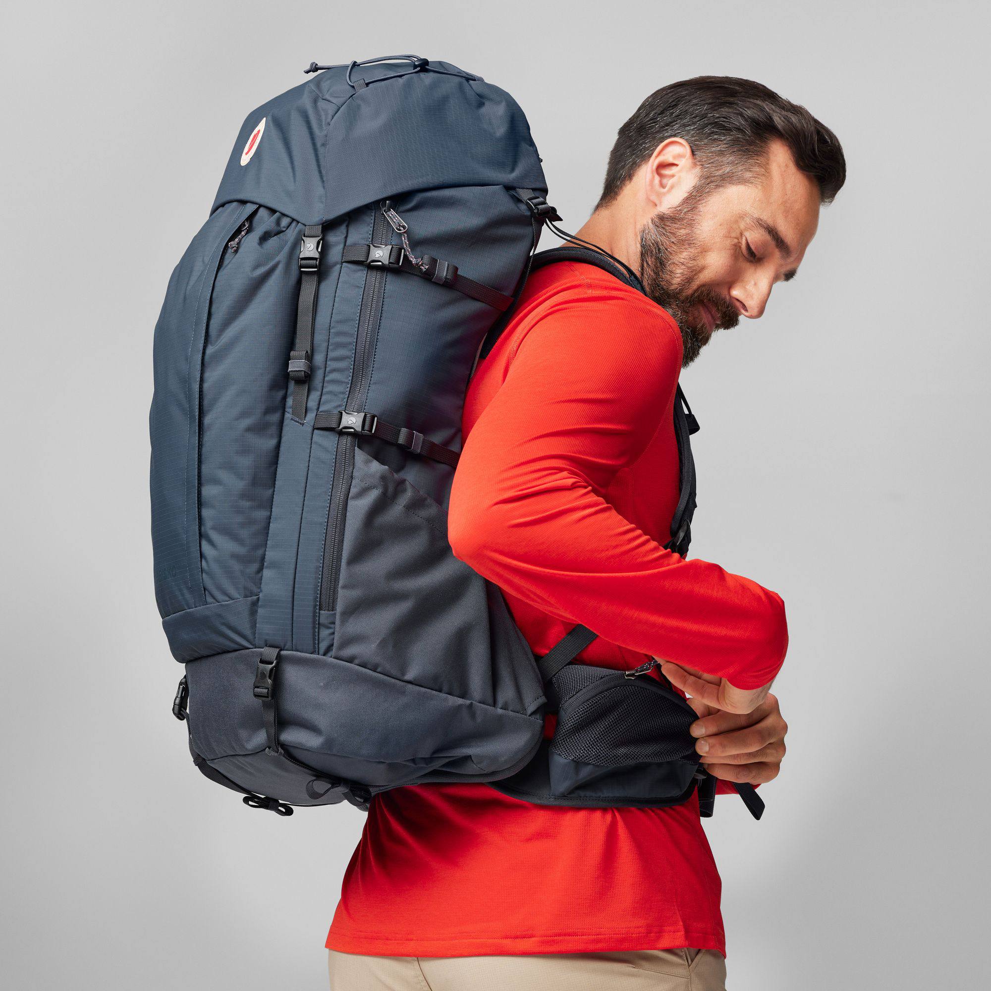 Fjällräven Abisko Friluft 45 M/L Navy 03