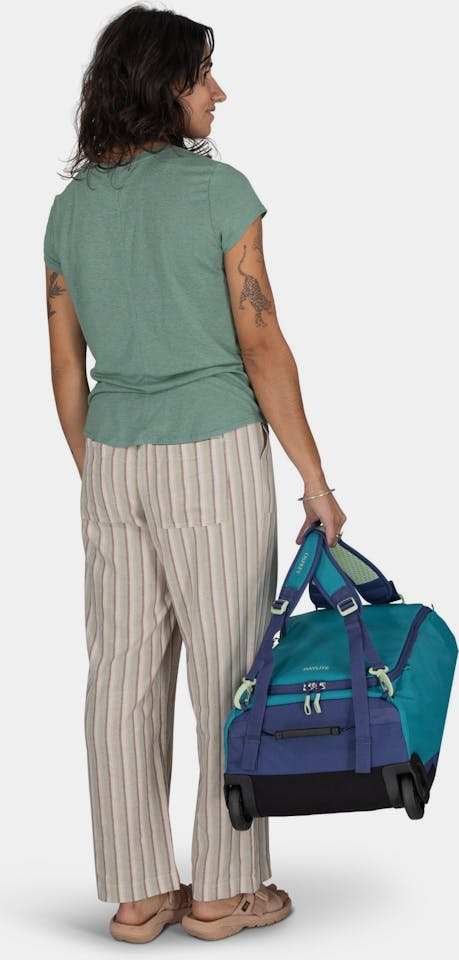 Osprey Daylite Wheeled 40 Duffel Black 13