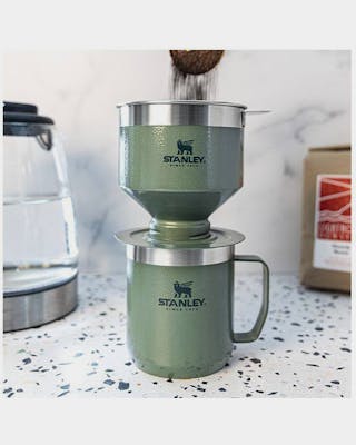 Classic Camp Mug + Coffee filter