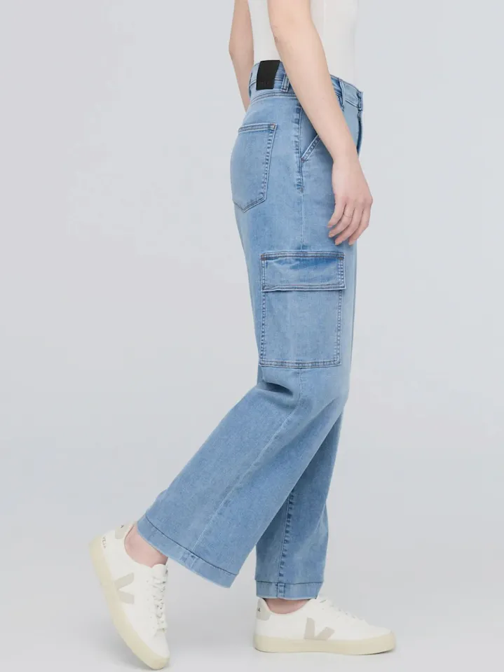 Duer Women's Performance Denim Lite Hi-rise Cargo Pacific 03