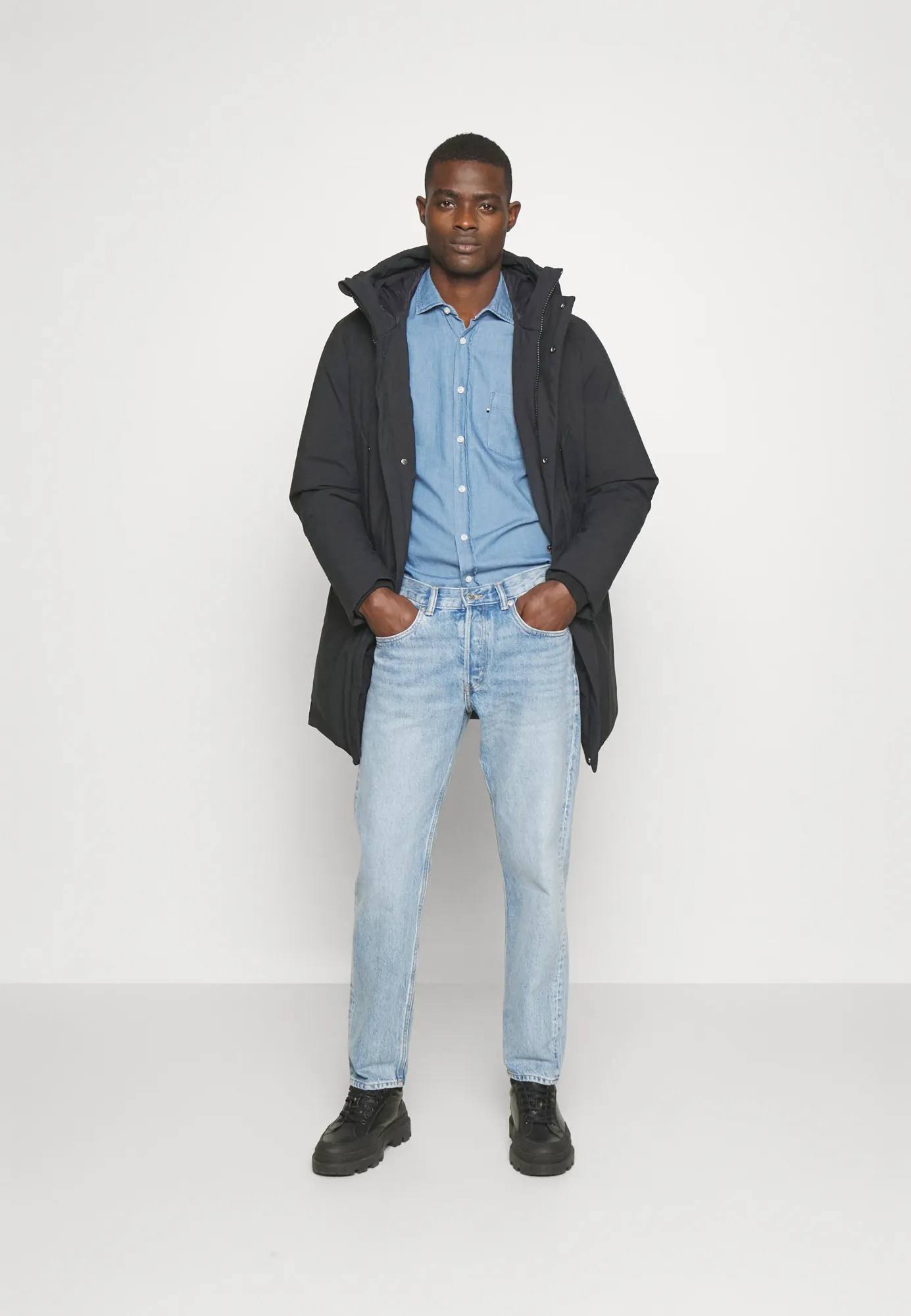 Save The Duck Wilson Musta 02