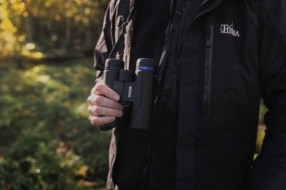 Focus Activa 10x32  04