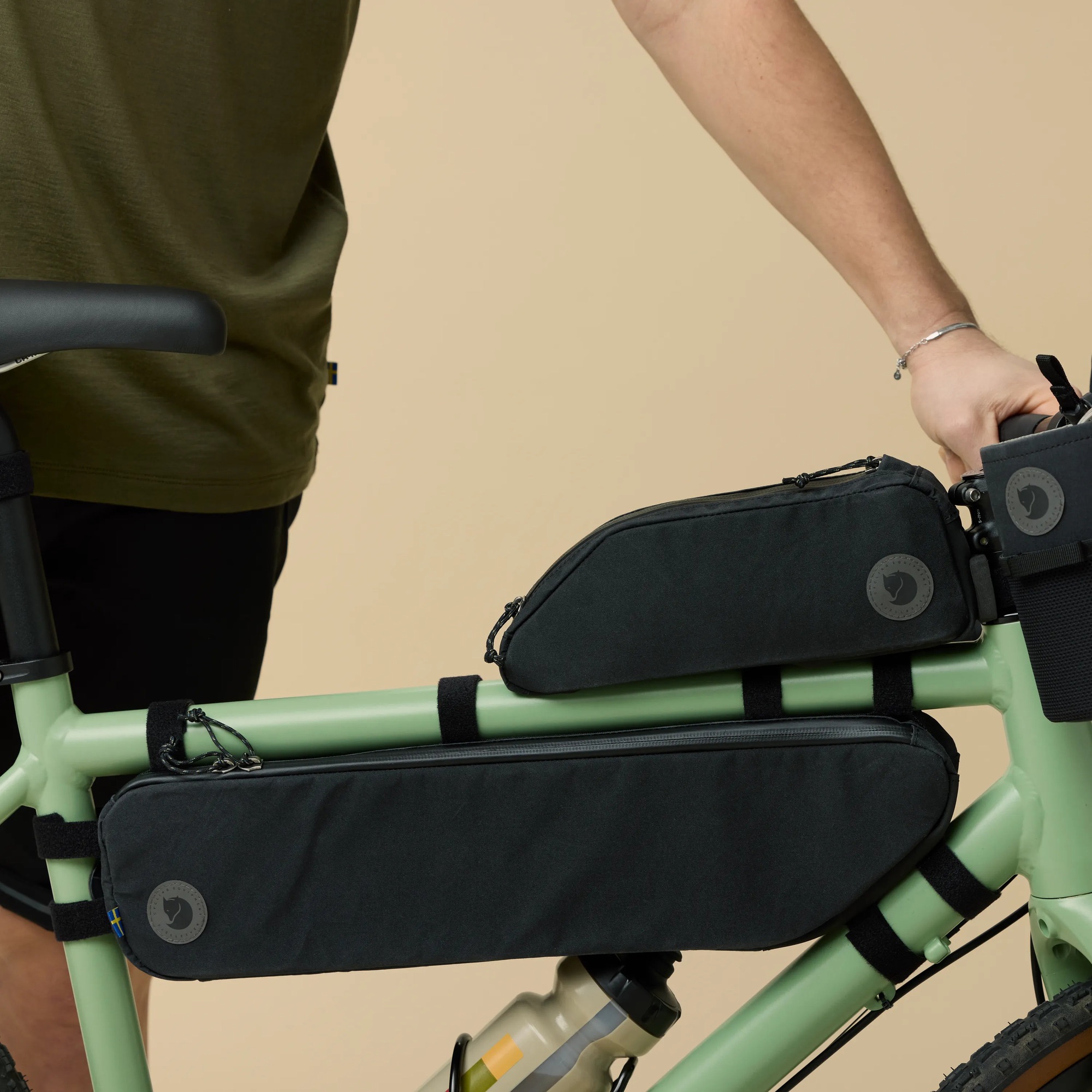 Fjällräven Hoja Frame Bag M Black 06