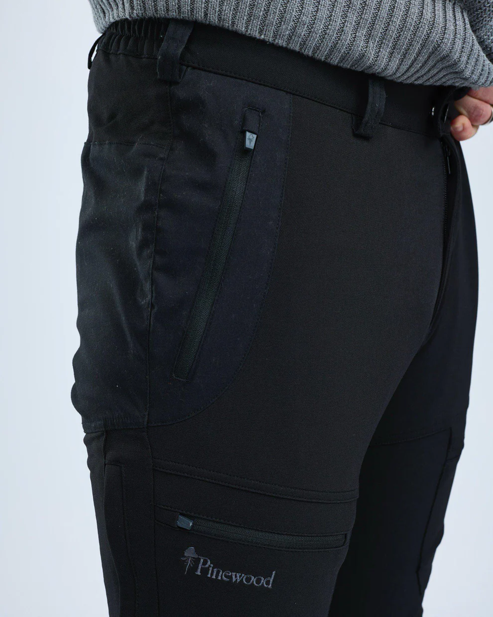 Pinewood Men's Finnveden Hybrid Trousers Musta 02
