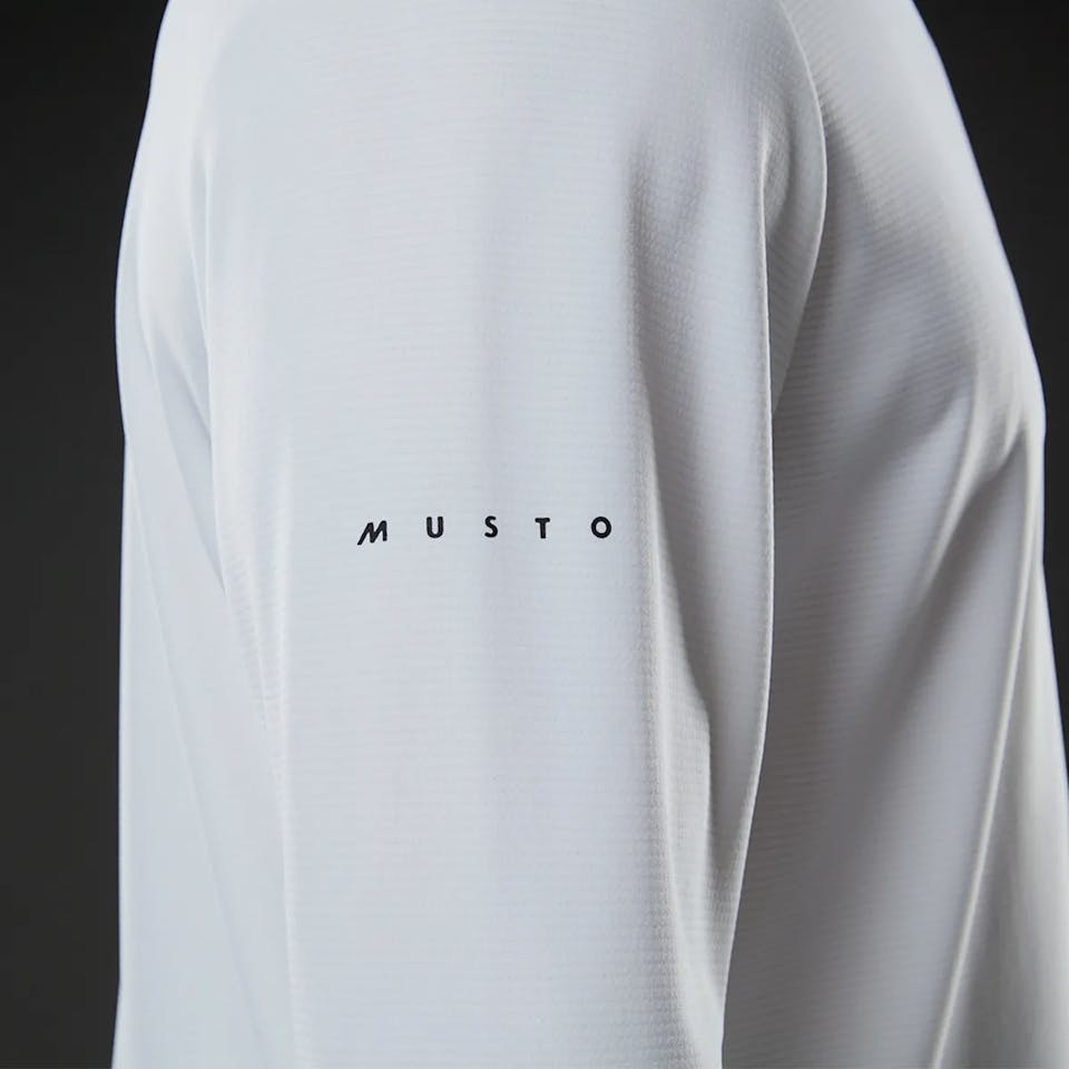 Musto Men's Evo Crew Sunblock Long Sleeve White 02