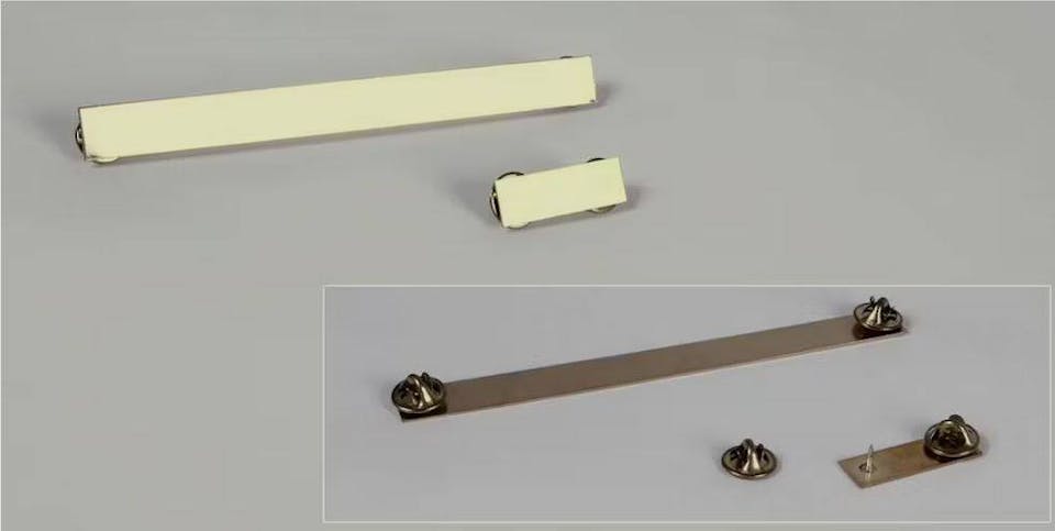 Partiotuote Ansiomerkkialusta 5:lle merkille 01