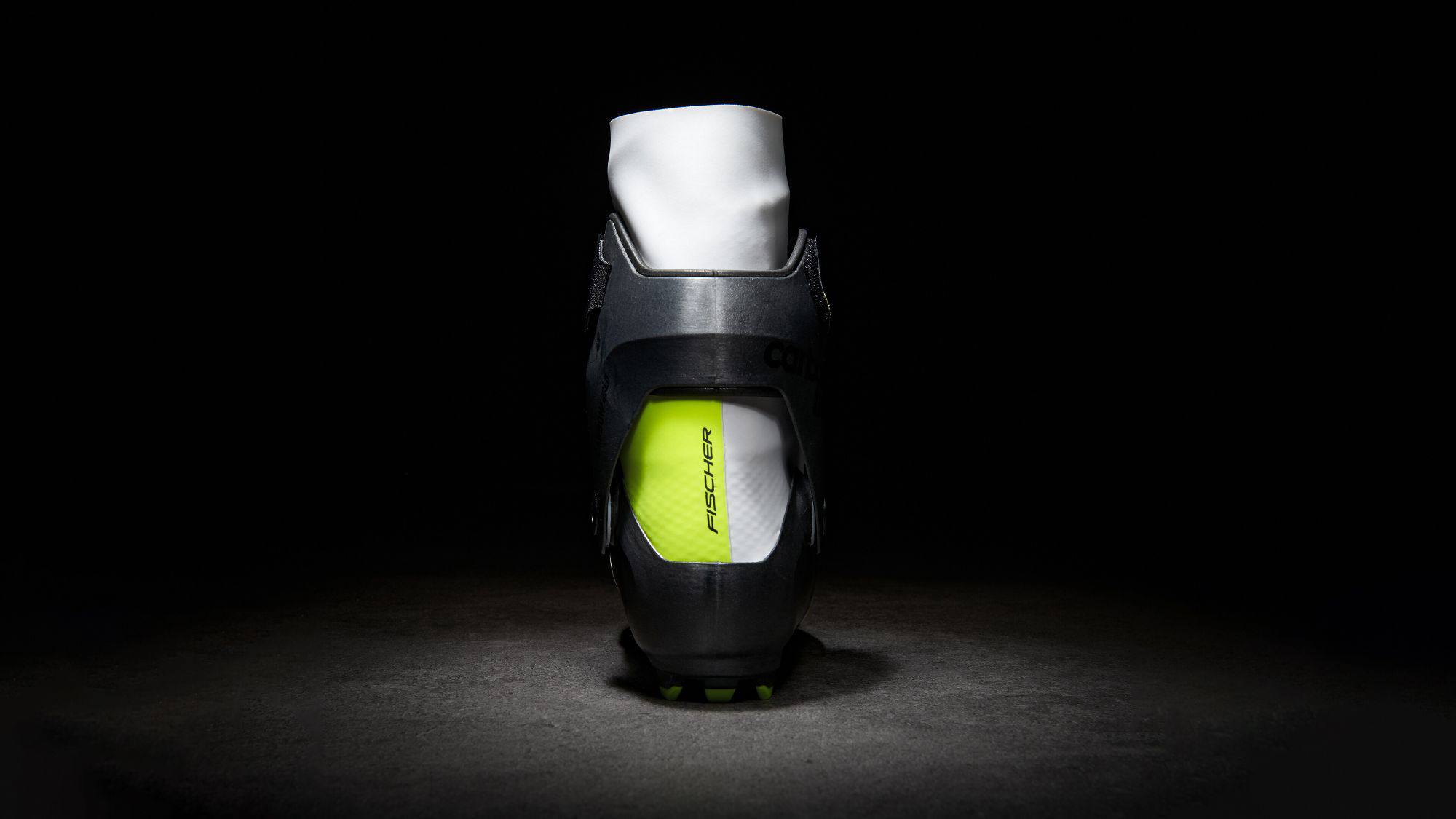 Fischer Women's Carbonlite Skate 24/25  08