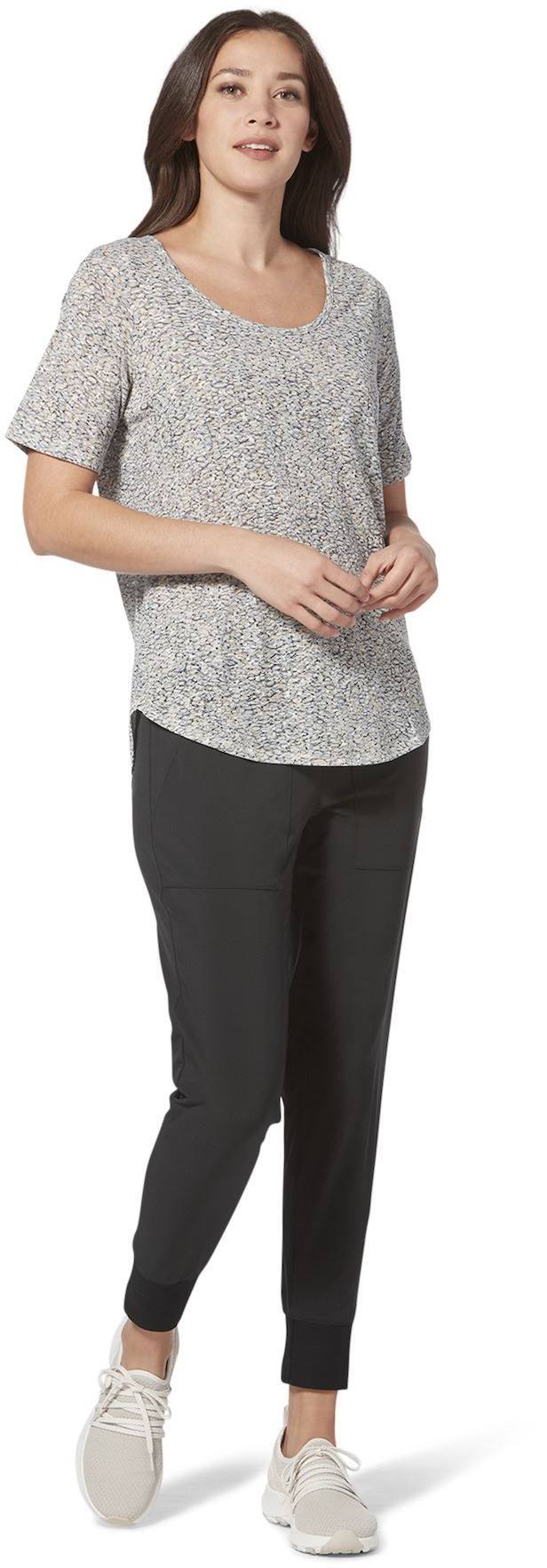 Royal Robbins Women's Featherweight Scoop Tee Creme 02