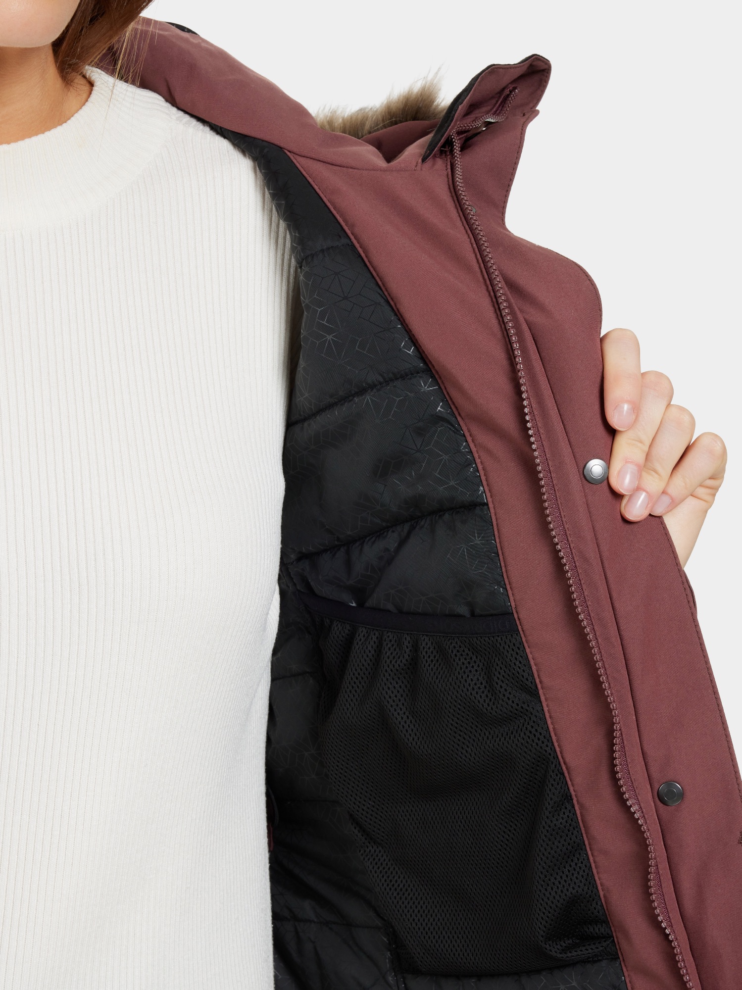 Didriksons Women's Erika Parka 3 ja Women's Renegade Evo Ice Musta 71