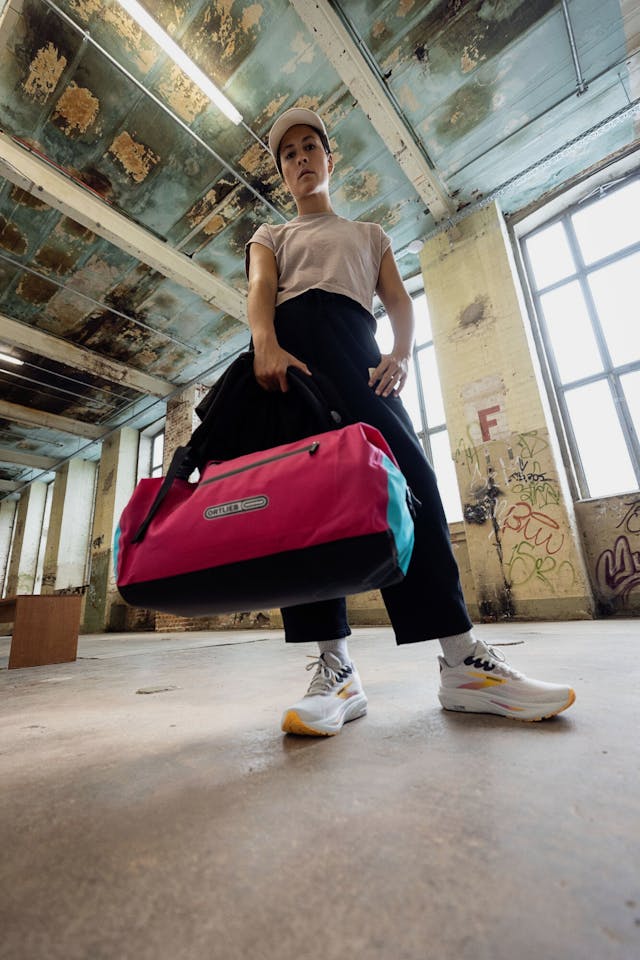 Ortlieb Duffle Lite Cyber 40L Pinkki / Sininen 04