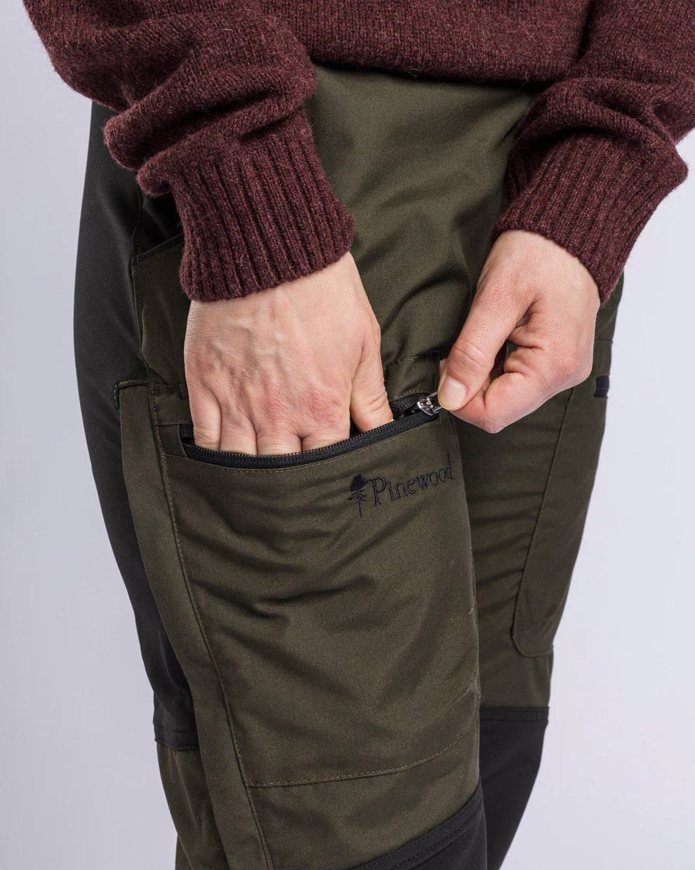 Pinewood Caribou TC Women's Pant Short Moss 04