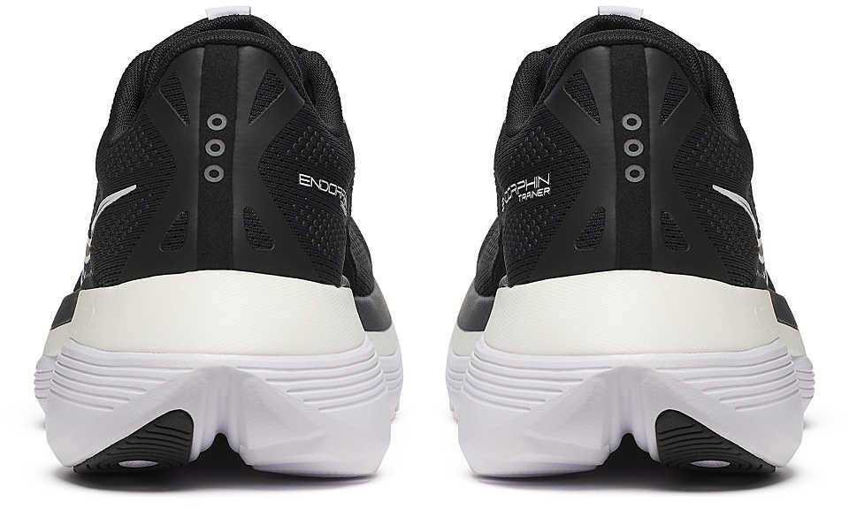 Saucony Women's Endorphin Trainer Musta / Valkoinen 03