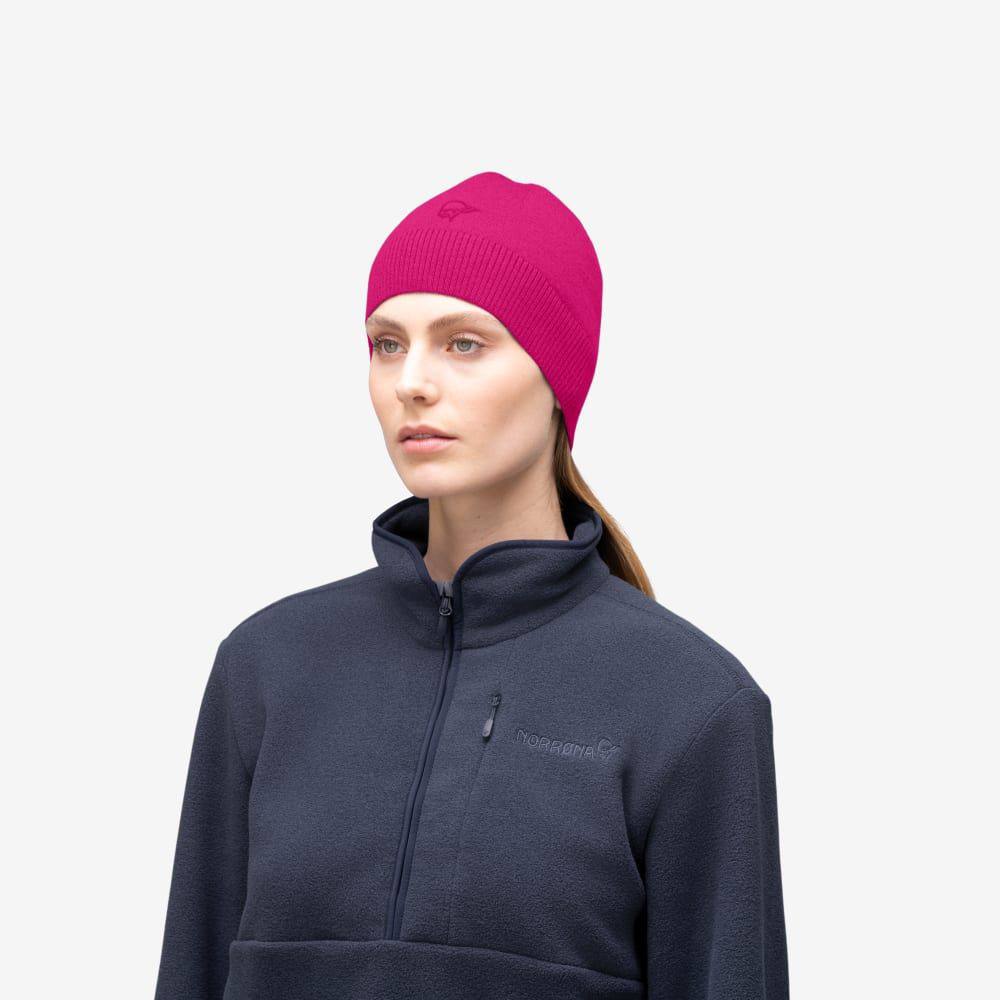 Norrøna 29 Light Merino Beanie Fuchsia 05