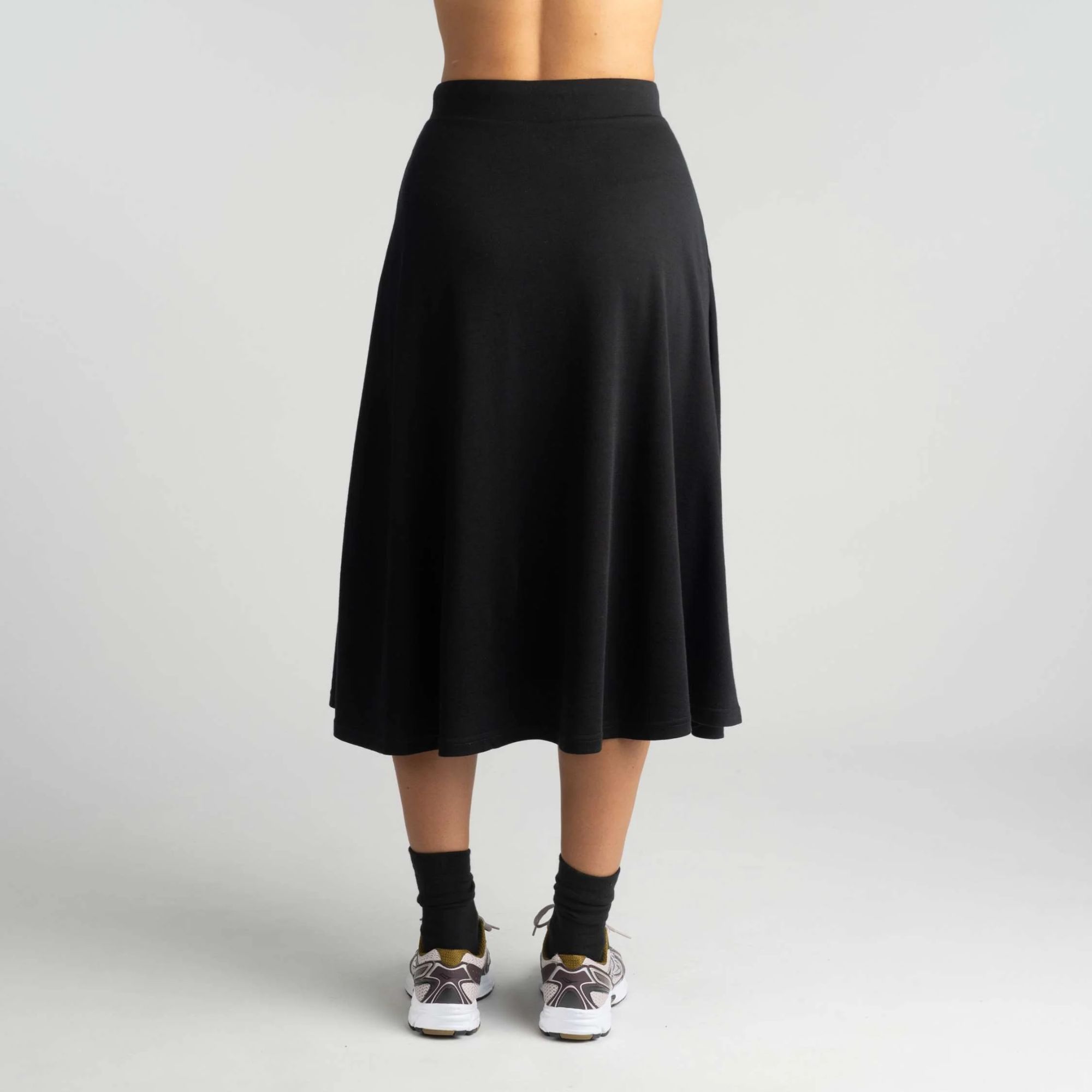 North Outdoor Nelli Merino Skirt W Musta 05