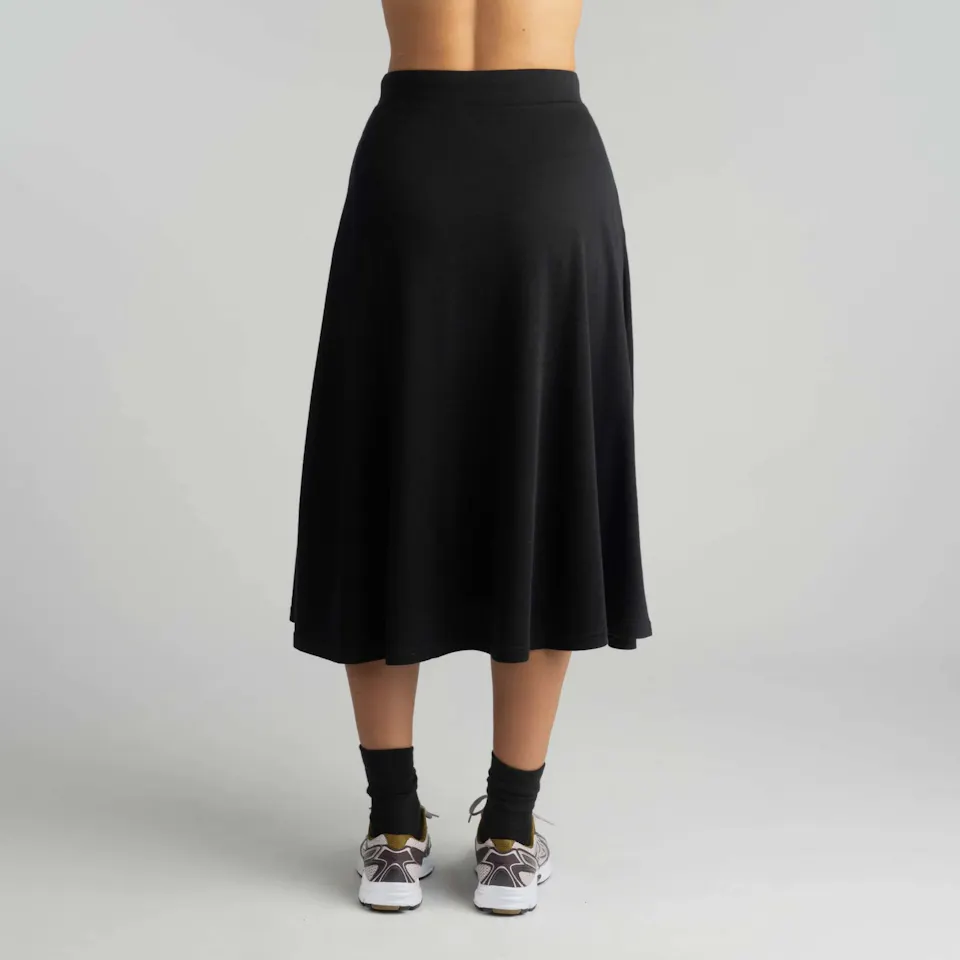North Outdoor Nelli Merino Skirt W Musta 05