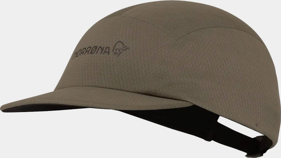 Norrøna Senja Cap Olive 01