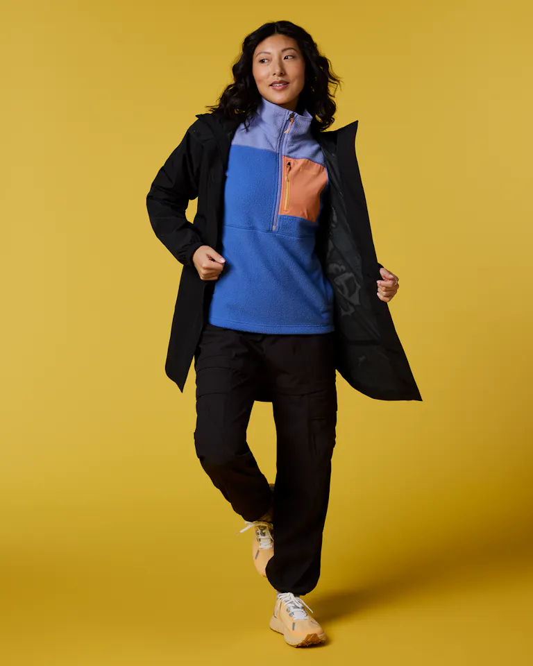 Cotopaxi Women's Rayu Rain Parka Black 03