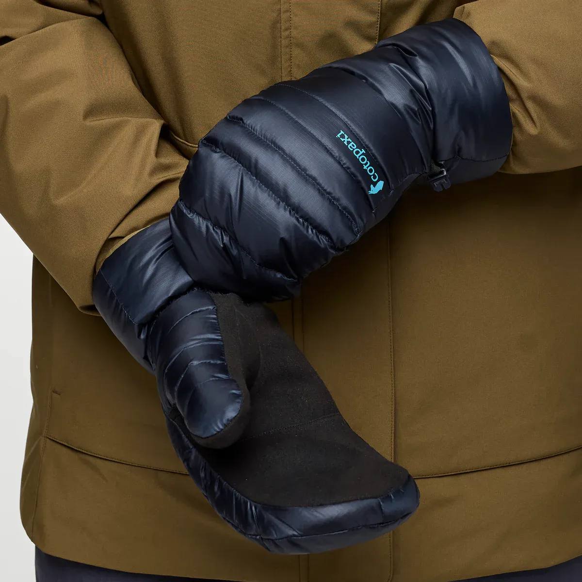 Cotopaxi Down Mitts Carbon 04