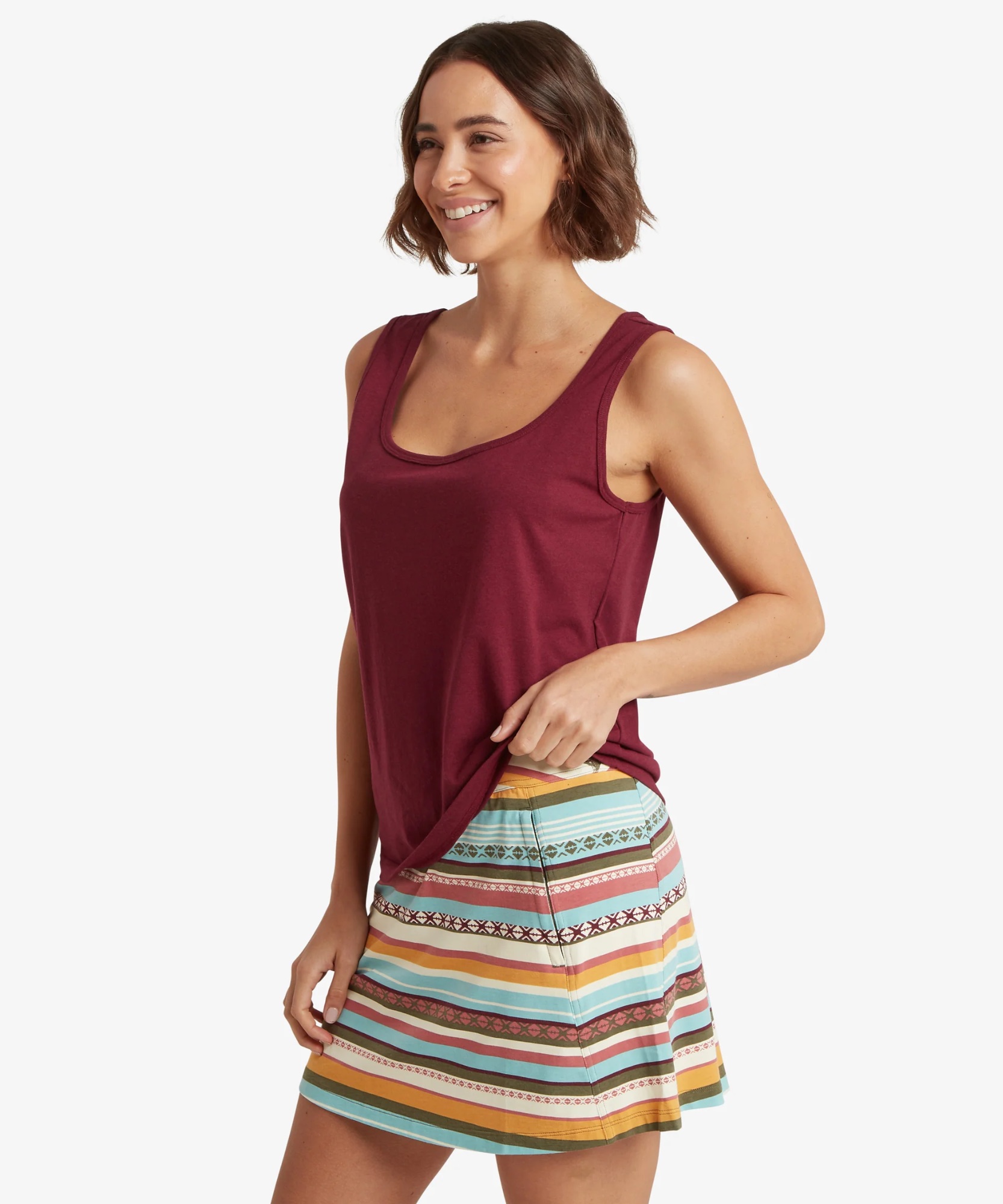 Sherpa Women's Jutnu Scoop Tank Wine 04
