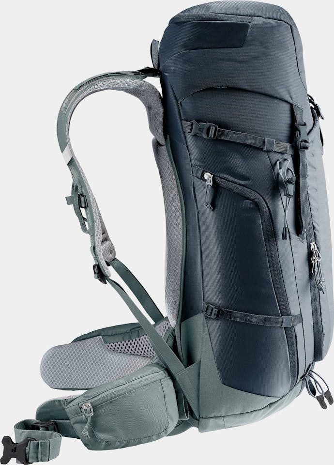Deuter Trail Pro 36 Black 02