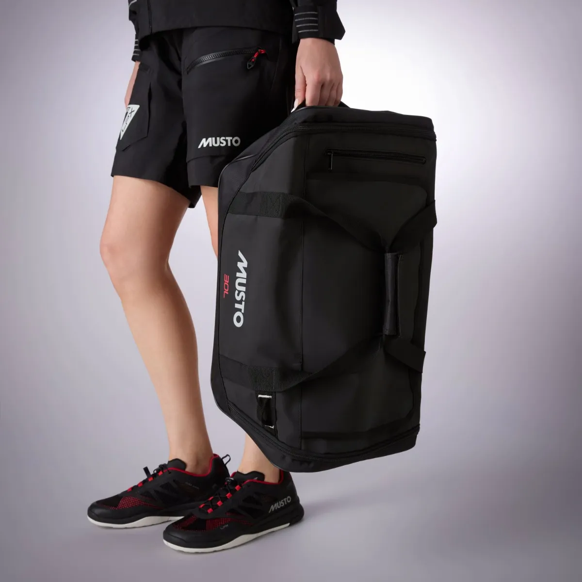 Musto 30L Duffel Bag Black 05