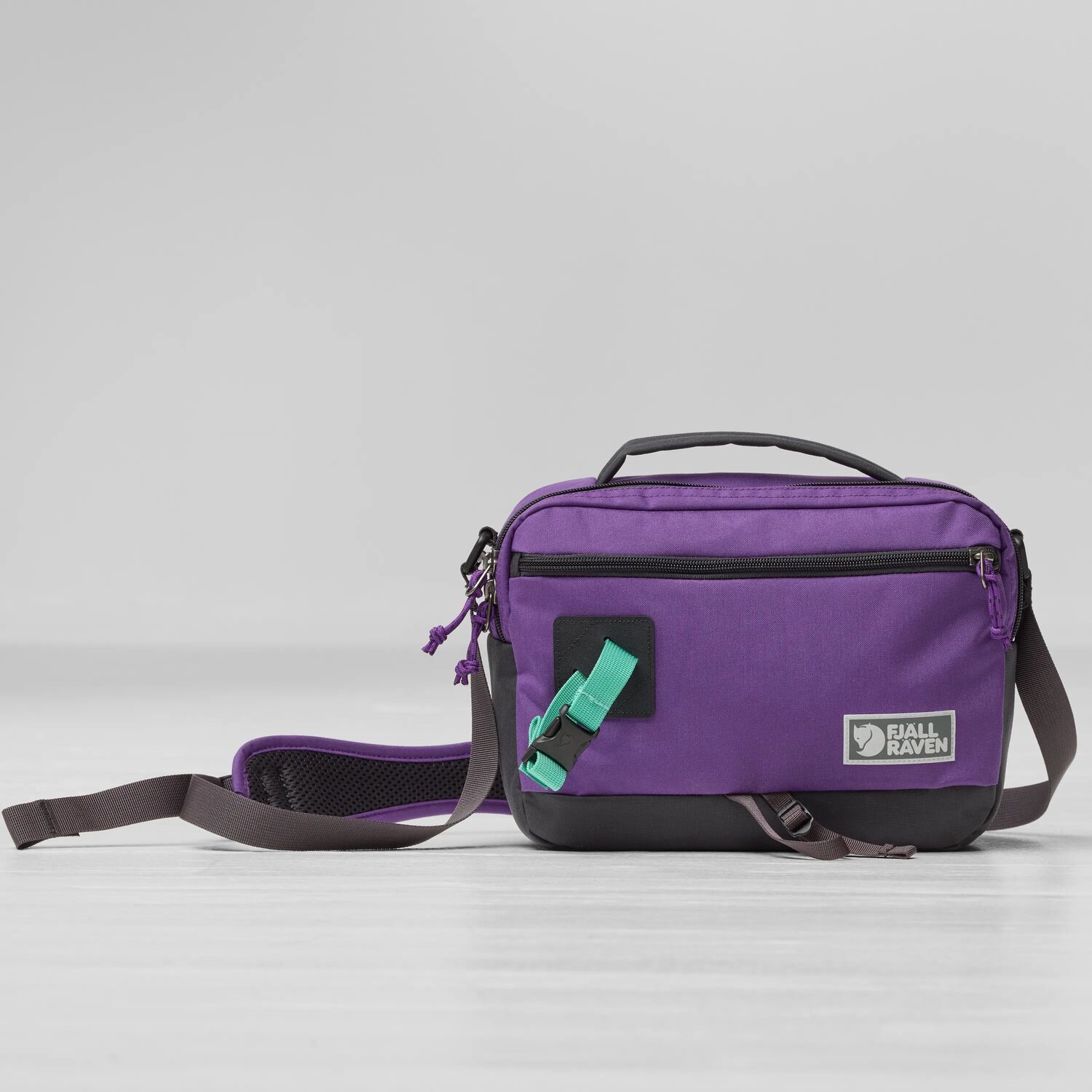 Fjällräven Vardag Shoulder Bag 6 Violette-Coal Black 12