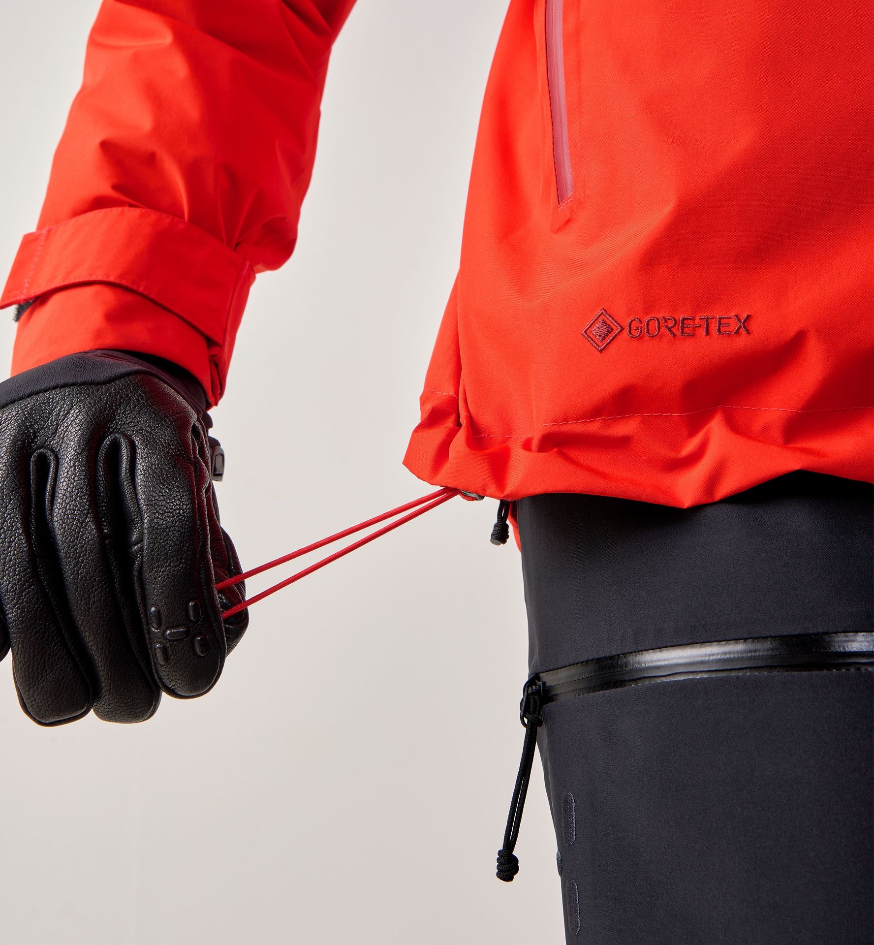 Haglöfs Women's Latnja GTX Insulated Jacket Tech Red 11