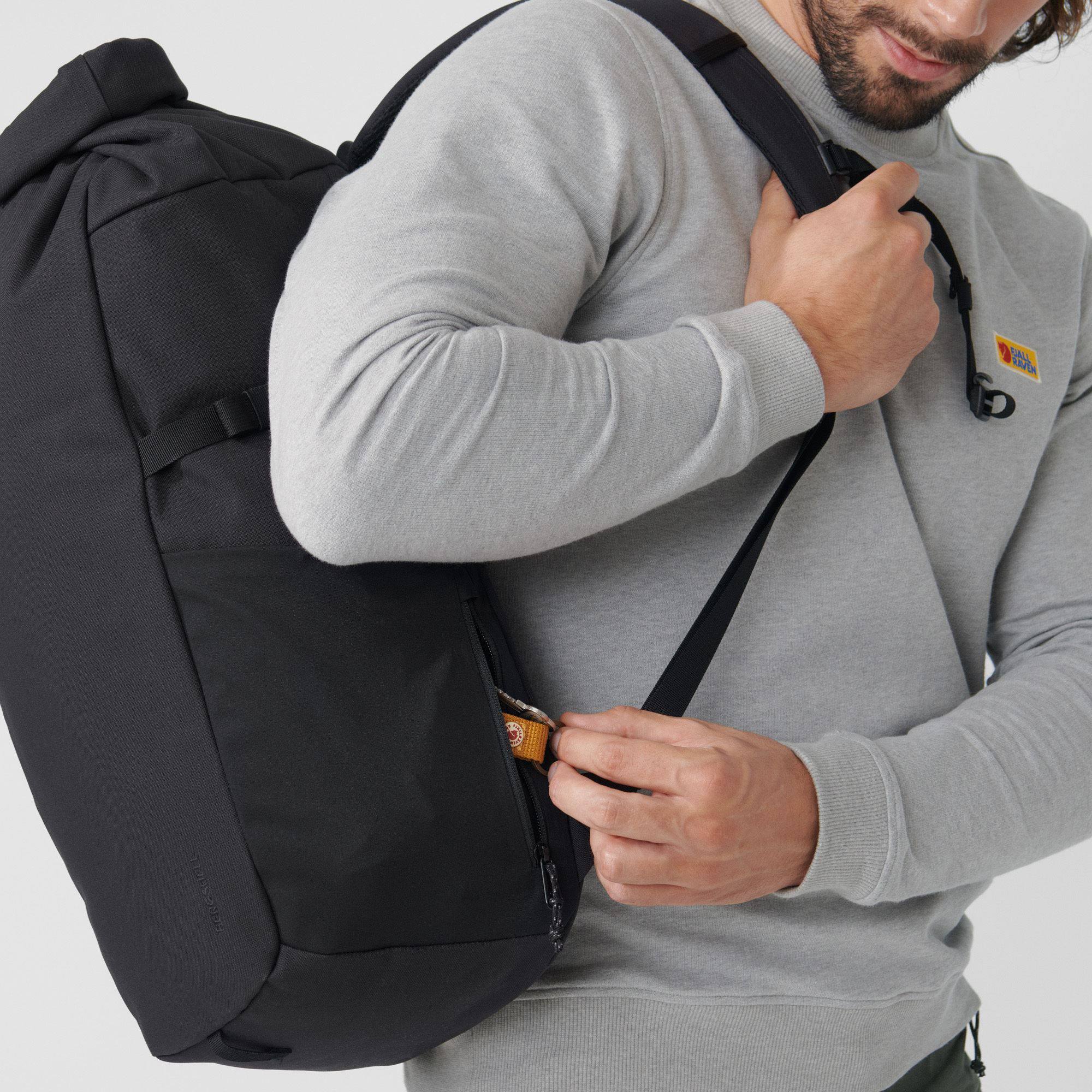 Fjällräven Ulvö Rolltop 30 Black 04