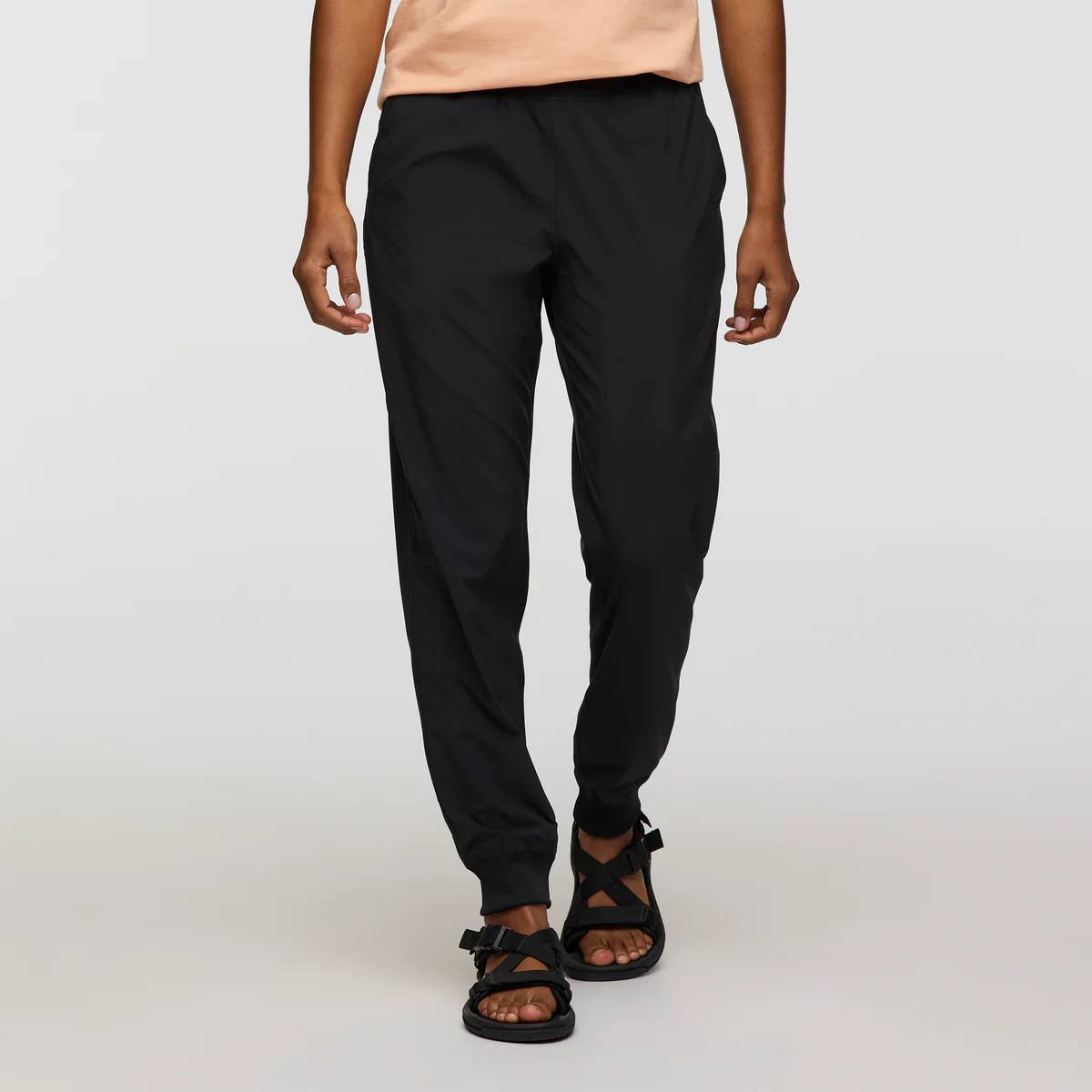 Cotopaxi Women's Cambio Jogger Black 02