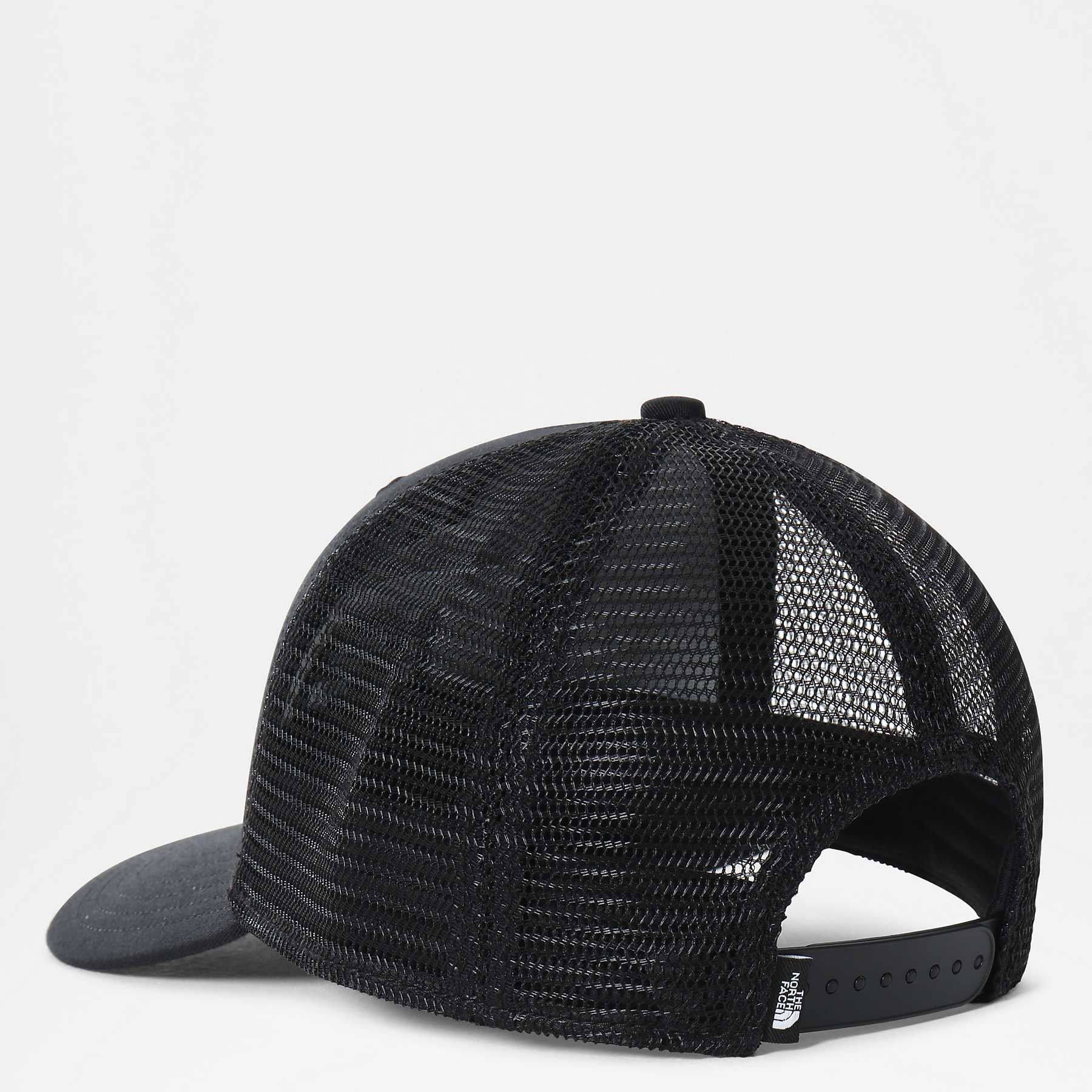 The North Face Deep Fit Mudder Trucker Musta 02
