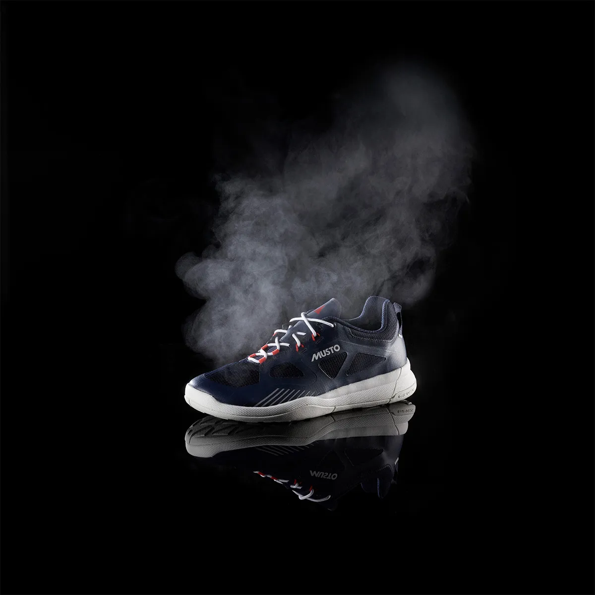 Musto Men's Dynamic Race Trainer Navy 07