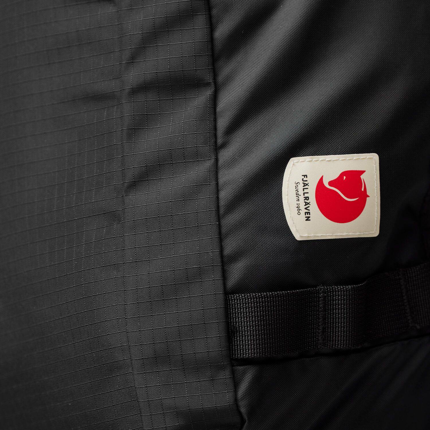 Fjällräven High Coast Duffel 22 Black 12