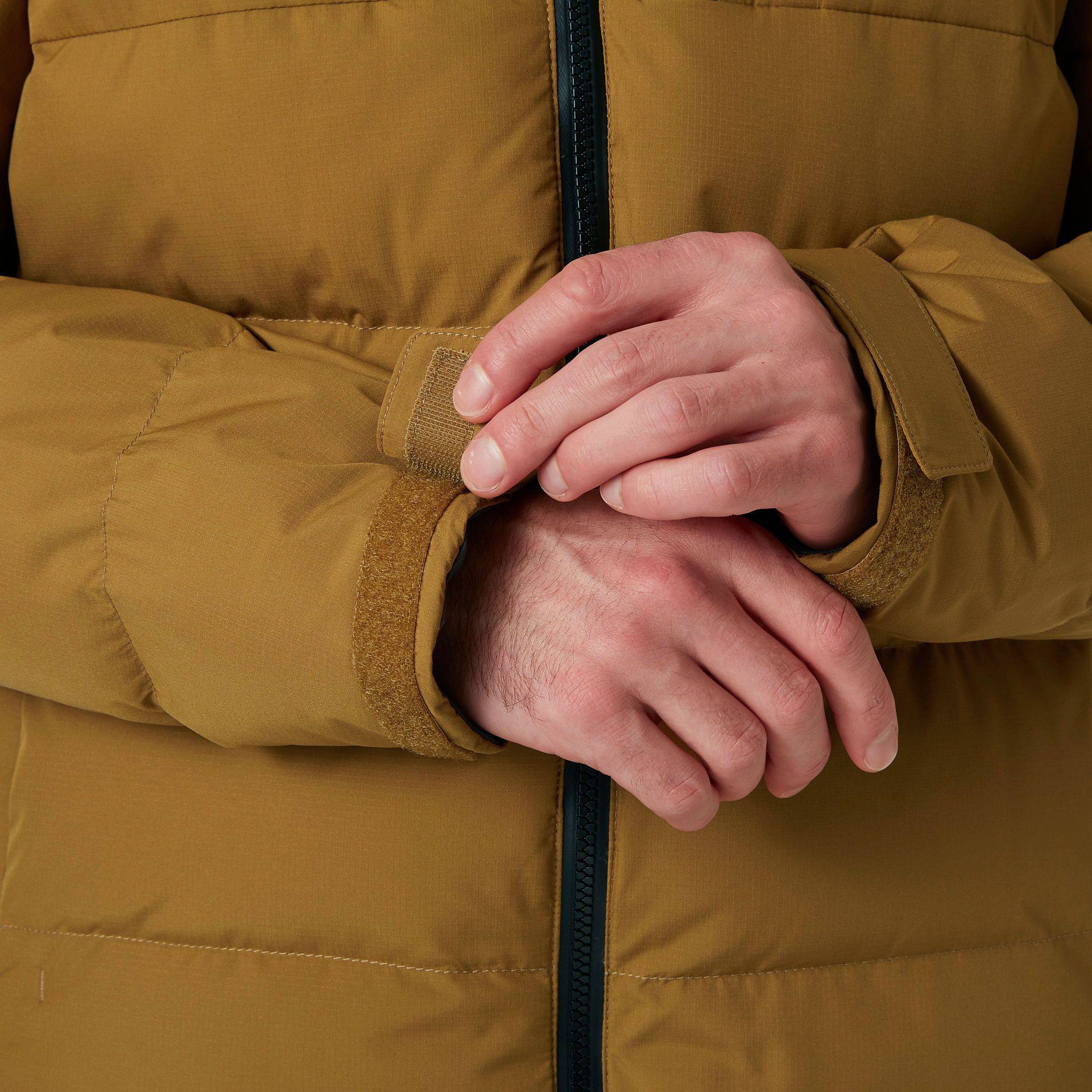 Helly Hansen Men's Kvitfjell Race Puffy Jacket Lynx 04