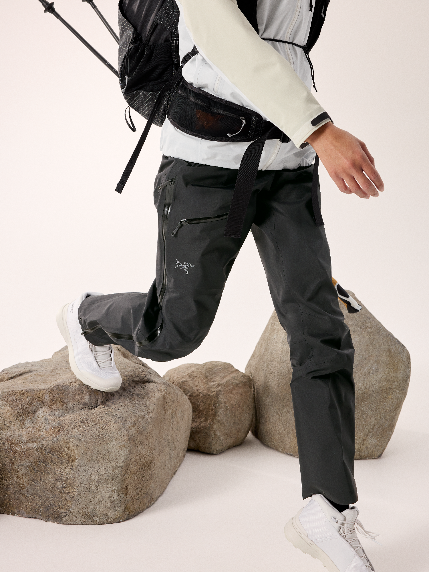 Arc'teryx Women's Beta Pant Musta 05