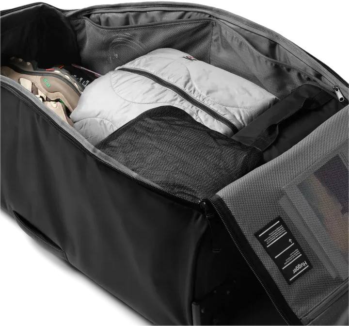 DB Hugger Roller 90L Black 08