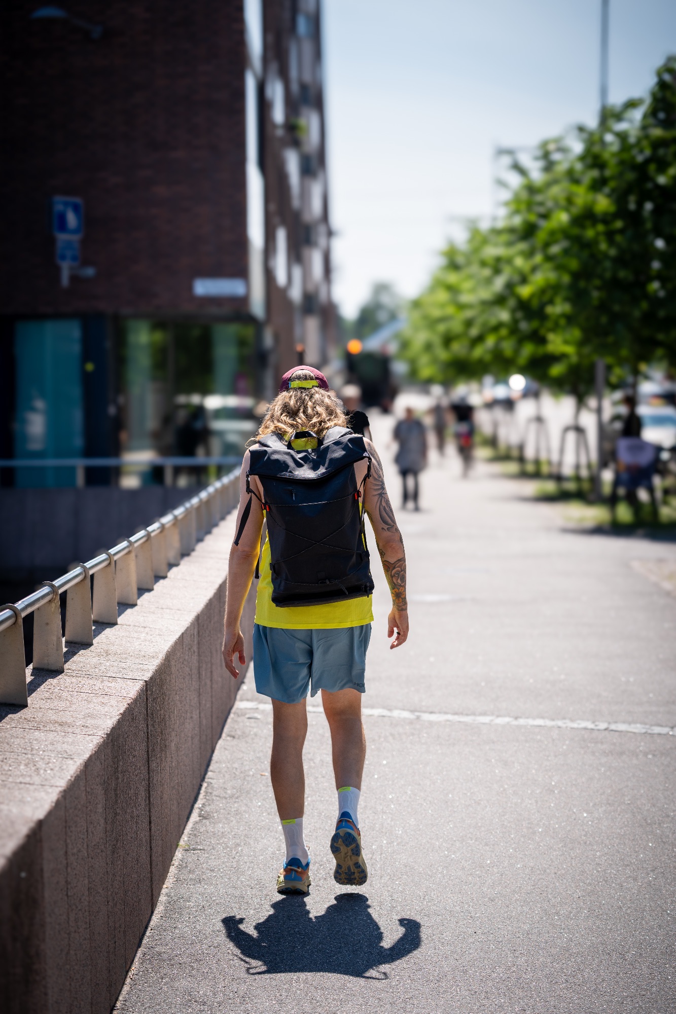 Hoka Men's Challenger 8 Jade / Truffle Salt 18