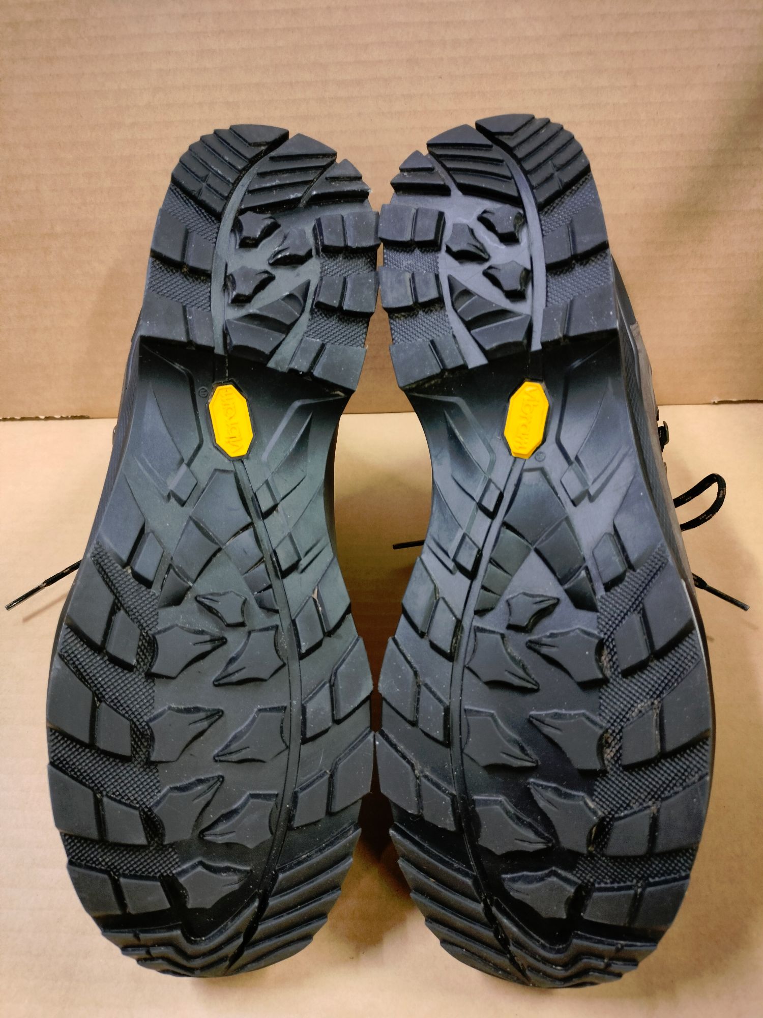 Lowa Men's Camino Evo GTX Wide UK 9 Ruskea (Outlet) Ruskea 05