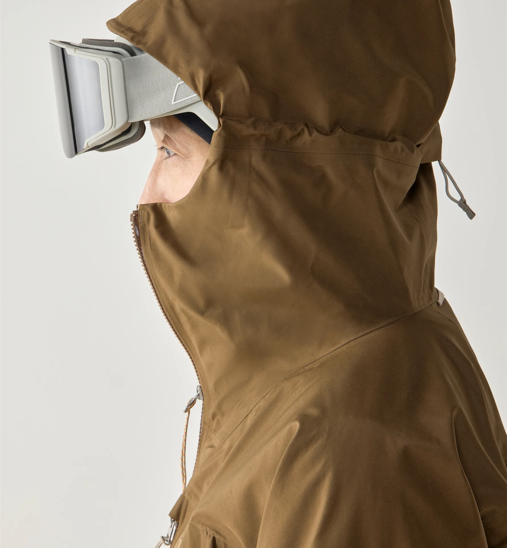 Haglöfs Men's Vassi GTX II Jacket Brown/Woodland Brown 03