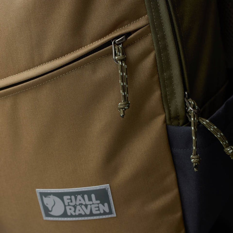 Fjällräven Vardag Backpack 17 Coal Black 08