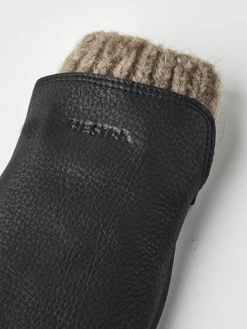 Hestra Tiril Musta 05