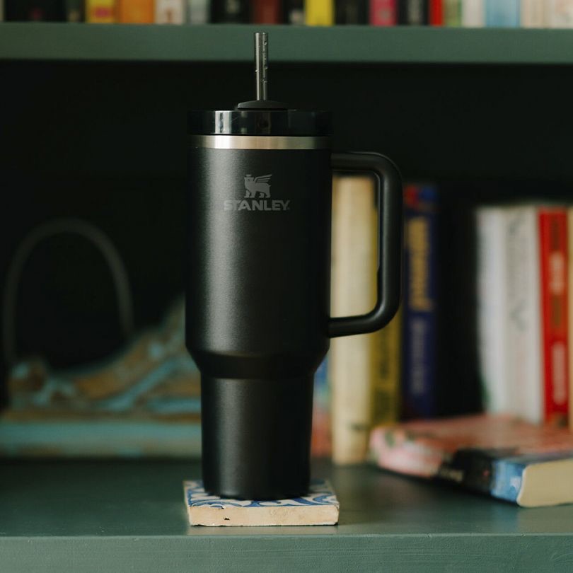 Stanley Quencher H2.0 Flowstate Tumbler 1.18L Musta 2 03