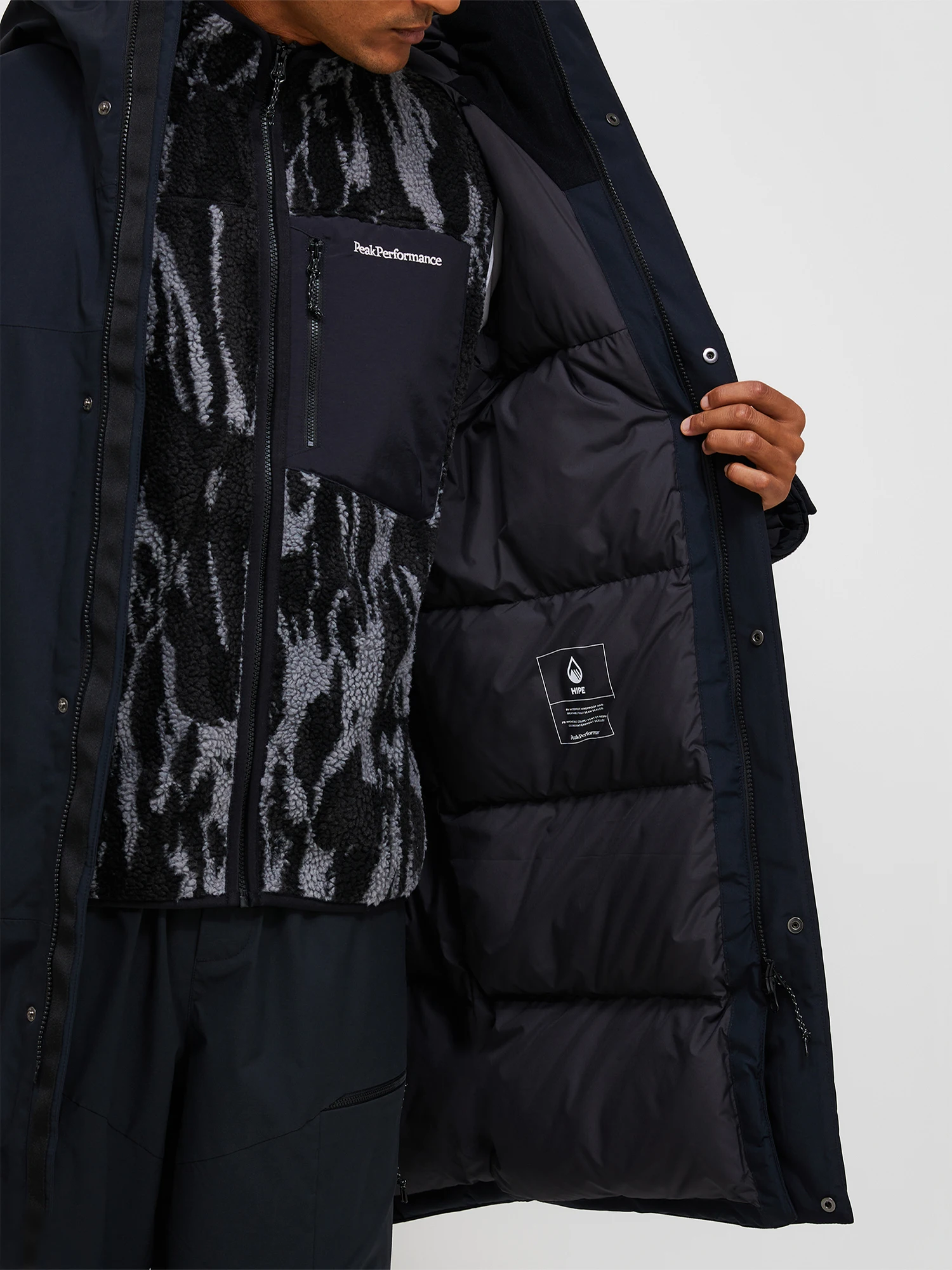 Peak Performance Men's Treeline HIPE  Down Shell Parka - Miesten talvitakki Musta 06