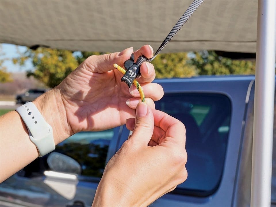 Nite Ize CamJam L Ring Rope Tightener + Sling  06