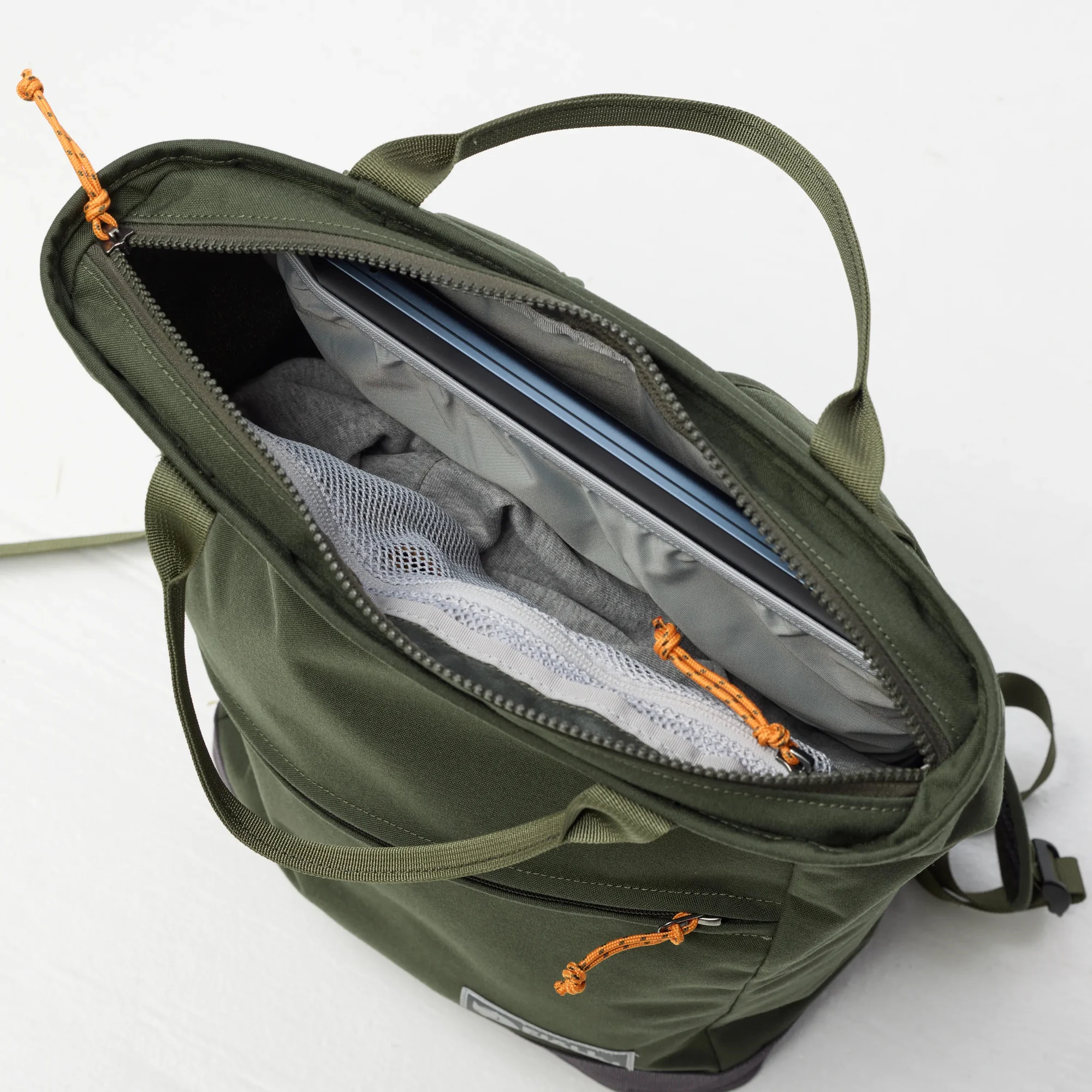 Fjällräven Vardag Totepack 22 Coal 09