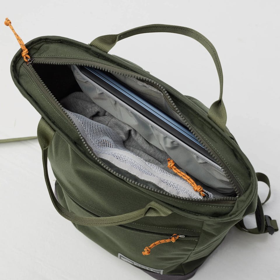 Fjällräven Vardag Totepack 22 Coal 09