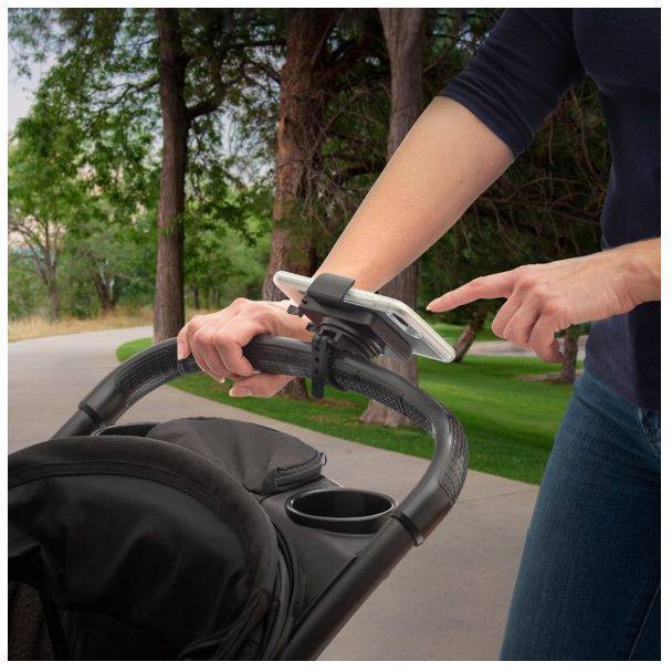 Nite Ize Squeeze Rotating Smartphone Bar Mount  03