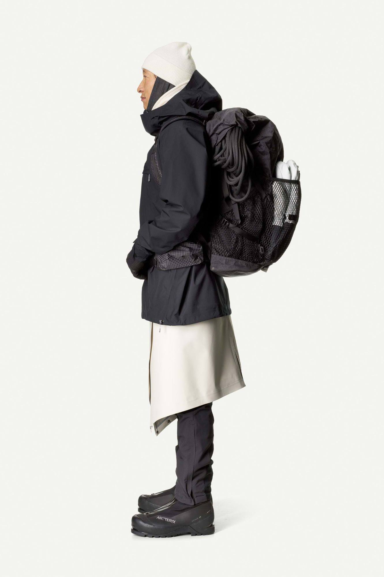 Houdini Men's Shelter Anorak Musta 04