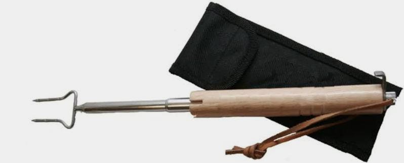 Scandinavian Outdoor Sausage stick  01